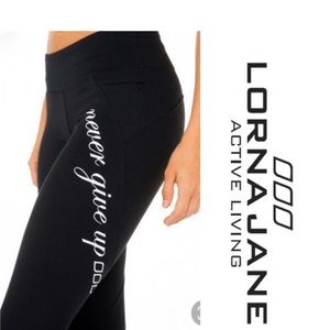 Lorna Jane “Never Give Up” printed tights